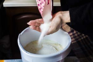 Większe zapotrzebowanie na cukier, a w sklepach pustki