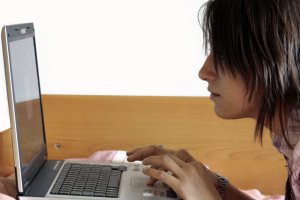 Część szkół przeszła na nauczanie hybrydowe. Kuratorium podało najświeższe dane