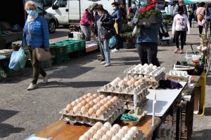 W dzień targowy - reportaż Alicji Kulik