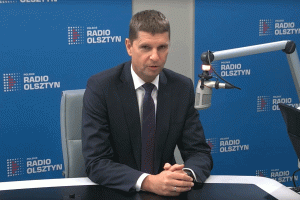 Dariusz Piontkowski: Nie chcemy przechodzić na nauczanie zdalne. Posłuchaj rozmowy z wiceministrem edukacji