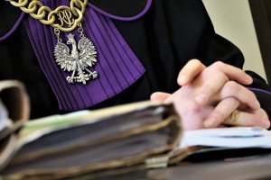 Zagłodził krowy na śmierć. Obrońcy zwierząt żądają wyższej kary