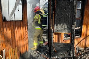 Pożar w Napiwodzie. W budynku znaleziono dwa ciała