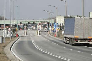 Przemyt na przejściu w Bezledach. Wśród zatrzymanych celnicy