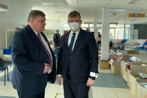 Wojewoda i prezydent Elbląga omówili działania pomocowe na rzecz uchodźców z Ukrainy