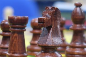 Rywalizacja w trzech kategoriach wiekowych. Turniej szachowy w Olsztynie