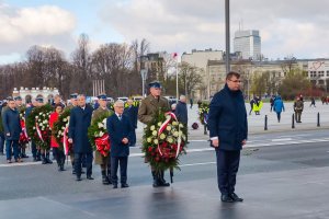 Wojewoda o ofiarach katastrofy smoleńskiej: ich spuścizna pozostanie w naszych sercach
