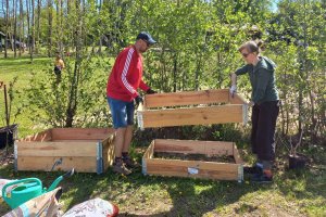 Społeczne ogrody jadalne na Warmii i Mazurach. Pierwsze zasadzili mieszkańcy Naterek