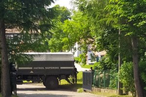Niebezpieczne znalezisko w Muszakach. Konieczna była ewakuacja mieszkańców