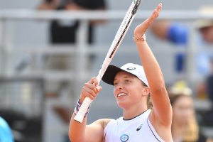 Turniej WTA w Warszawie. Świątek: cieszę się, że zagrałam solidny mecz