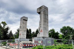 „Szubienice” mogą trafić do muzeum. Pomnik przestał być zabytkiem