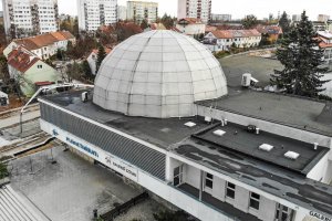 Wiemy, kto wykona łazik księżycowy dla olsztyńskiego planetarium