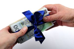 Jakich benefitów Polacy oczekują od pracodawców na koniec roku?