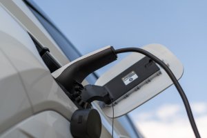 Do 40 tysięcy złotych dopłaty do auta elektrycznego. Rusza nabór wniosków