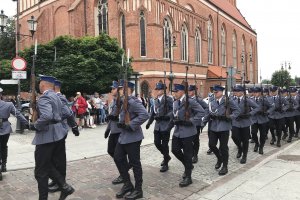 Policjanci z Elbląga obchodzili swoje święto. Odebrali awanse i odznaczenia