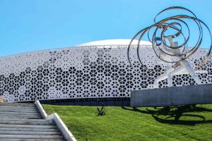 Czy hala Urania jest w stanie na siebie zarobić?