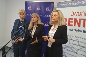 Posłanki PiS z Wrocławia i Krakowa na spotkaniu z wyborcami w Olsztynie
