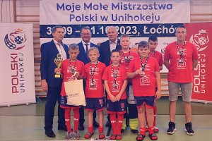 Drużyna z Godkowa z brązowym medalem w unihokeju