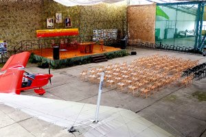 Dzień pamięci kardynała Wyszyńskiego i papieża Jana Pawła II na lotnisku w Wilamowie