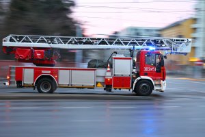 Poranna pobudka, stres i ewakuacja. Pożar mieszkania w Olsztynie