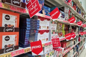 Trzech na czterech Polaków chce obniżyć koszty świąt. Jak oszczędzamy najczęściej?