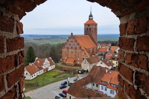 W Reszlu powstaje „kapsuła czasu”. Biblioteka zbiera pamiątki od mieszkańców