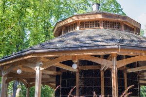 Mieszkańcy Ełku postawili na tężnię i pogotowie stomatologiczne