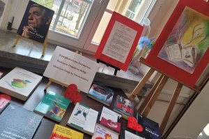 Słuchacze Szkoły Policealnej uczcili swojego patrona