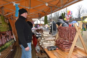 Mnóstwo wystawców w Ełku. Jarmark Kaziuka w nowym miejscu