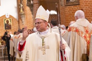 Abp Janusz Urbańczyk: trzeba być blisko problemów lokalnej społeczności