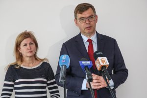 Co dalej z cenami energii? PiS zbiera podpisy pod obywatelskim projektem ustawy