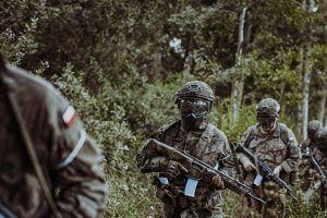 Nocny alarm dla żołnierzy WOT. 