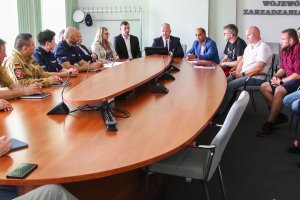 Służby podsumowały działania po wypadku na Bałtyckiej. Słowa uznania dla ratowników ochotników