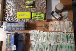 Strażnicy graniczni z Braniewa ujawnili narkotyki, nielegalne papierosy i gotówkę