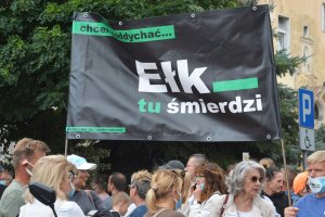 Fetor w Ełku. Cztery mandaty efektem kontroli na wysypisku