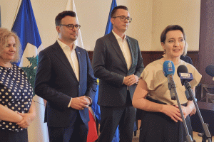 Minister Okła-Drewnowicz przedstawiła w Kętrzynie nowe kierunki polityki senioralnej