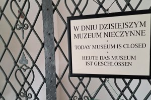 Czy muzeum w poniedziałek musi być nieczynne?