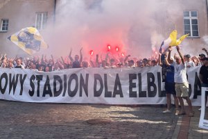 Kibice domagają się nowego stadionu, miasto odpowiada