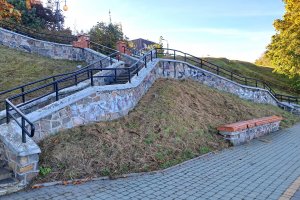 Ełk. Schody do promenady będą wyremontowane