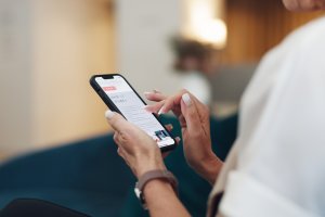 Zaufała przestępcom. Została okradziona 