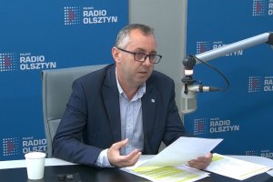 Dariusz Sargalski przypomina: grodzenie brzegów jezior i rzek jest nielegalne