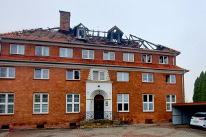Samorządy wspólnie pomogą braniewskiemu klasztorowi po pożarze