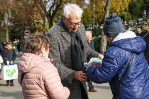 Na ratunek zabytkowym nagrobkom. Na cmentarzach odbyła się kwesta