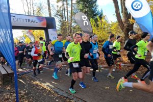 Około 300 biegaczy na starcie malowniczej i wymagającej trasy