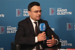 Wiceminister M. Wróbel: chcemy, żeby w radach nadzorczych mediów nie zasiadali politycy