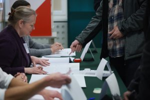 Druga tura wyborów prezydenckich – jak głosować poza miejscem zameldowania?