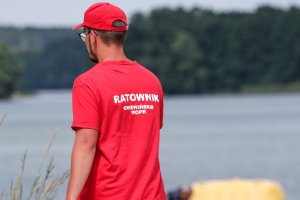 Bezpieczne wakacje nad wodą. Ratownicy przypominają o zasadach