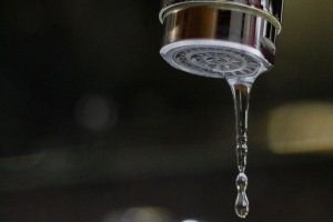 Bakterie w wodociągu. Woda w Dolinie nie nadaje się do spożycia