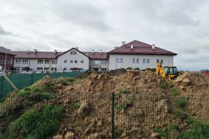 Ewakuacja szkoły budzi zastrzeżenia rodziców. Służby: procedury zostały zachowane