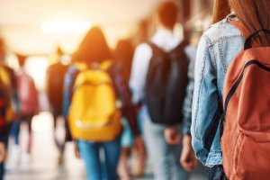 Szkoła wolna od hejtu. Adwokaci ruszają z edukacją prawną uczniów