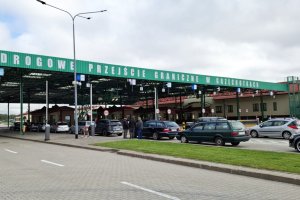 W Grzechotkach coraz mniej podróżnych, ale więcej niemieckich rejestracji